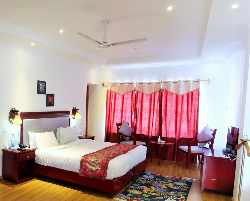The Zen Ladakh Hotel Лех Екстериор снимка
